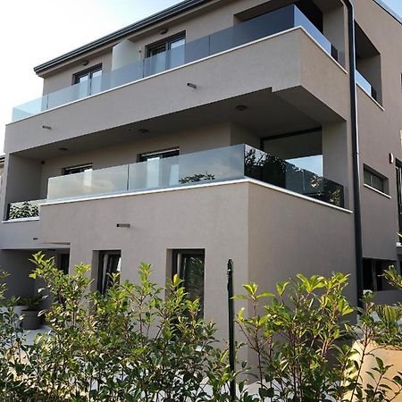 Отель Casa Rovigno Экстерьер фото
