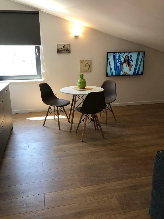 Отель Casa Rovigno Экстерьер фото